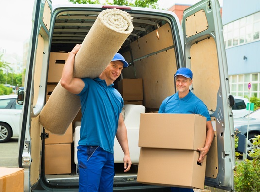 Reasons Hiring Professional Movers Make Your Move Easier